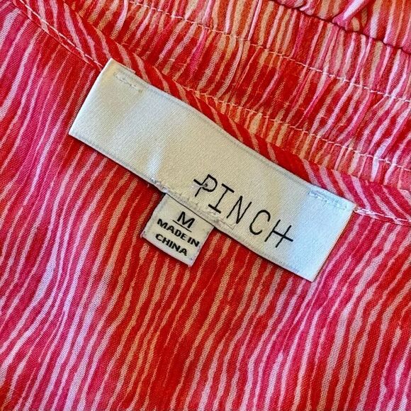 NWOT Pinch Coastal Striped Ruffle Sleeveless Smocked Mid Waisted Dress Women's M - Picture 4 of 9